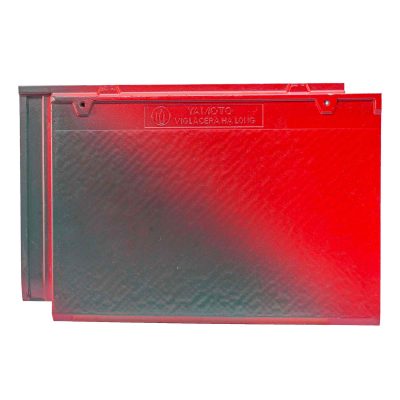 Ngói phẳng màu đỏ rêu