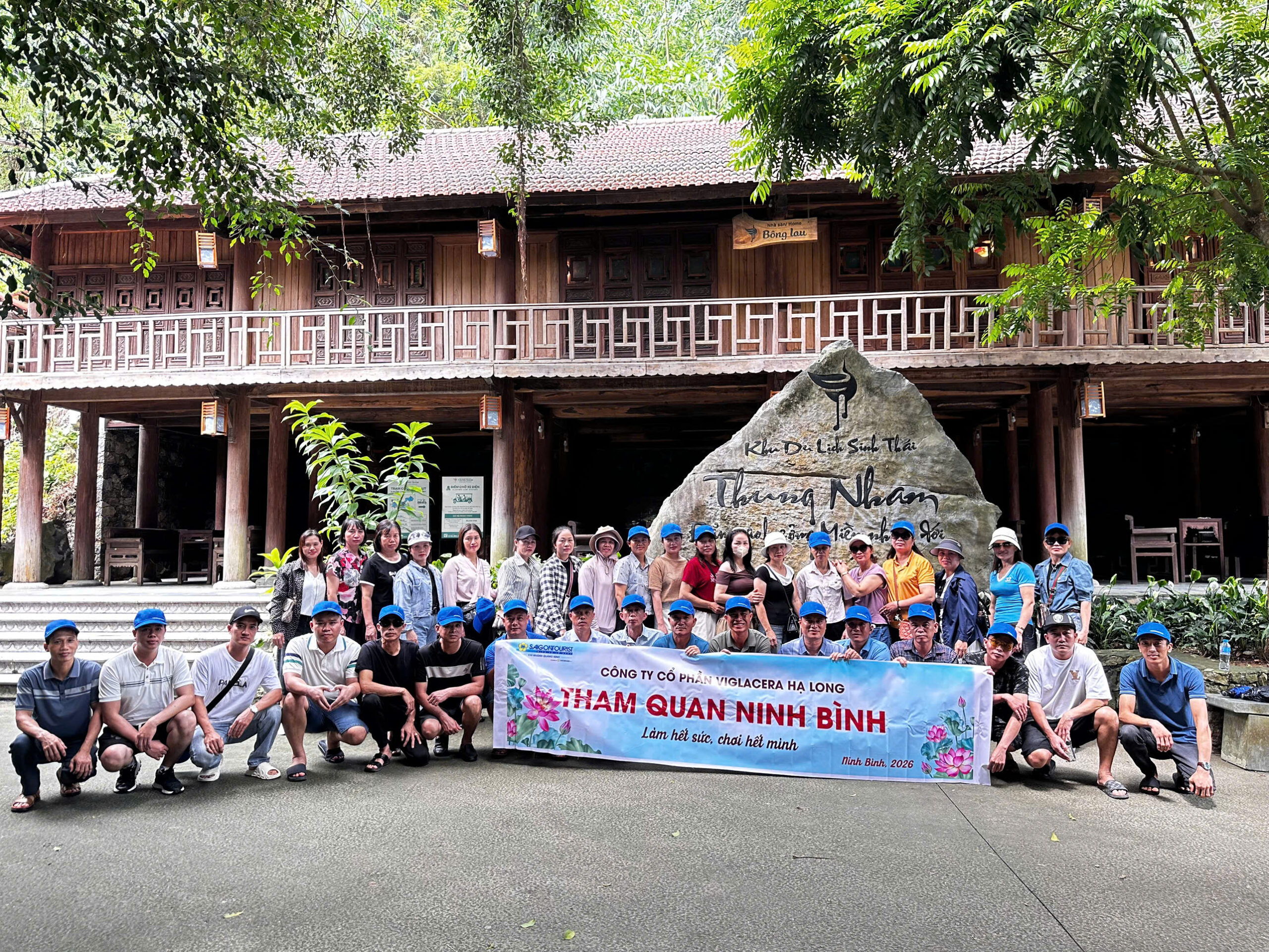 CÔNG TY CP VIGLACERA HẠ LONG TỔ CHỨC CHƯƠNG TRÌNH THAM QUAN, HỌC TẬP KINH NGHIỆM SẢN XUẤT TẠI NINH BÌNH NĂM 2026 CHO NGƯỜI LAO ĐỘNG
